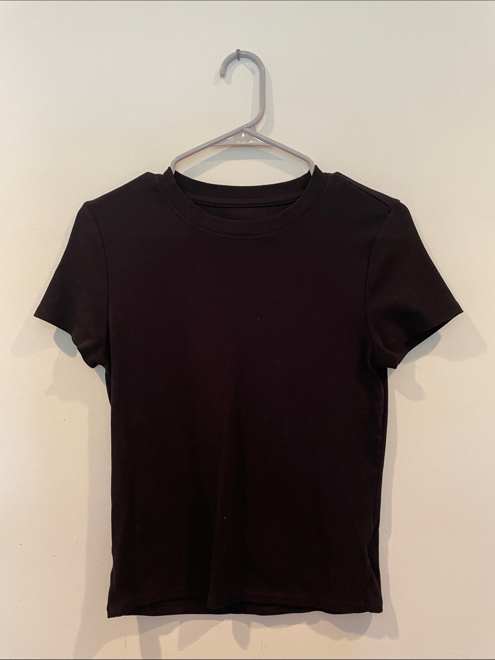 Women’s Basic Black Baby Tee